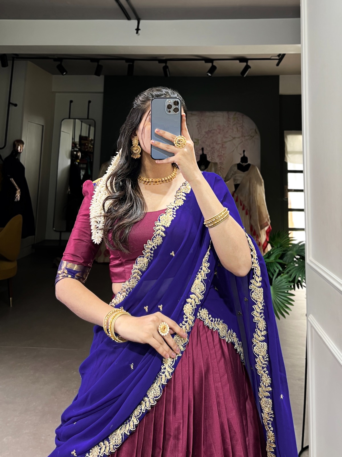 Narayan Pattu Lehanga in three colours - Image 2